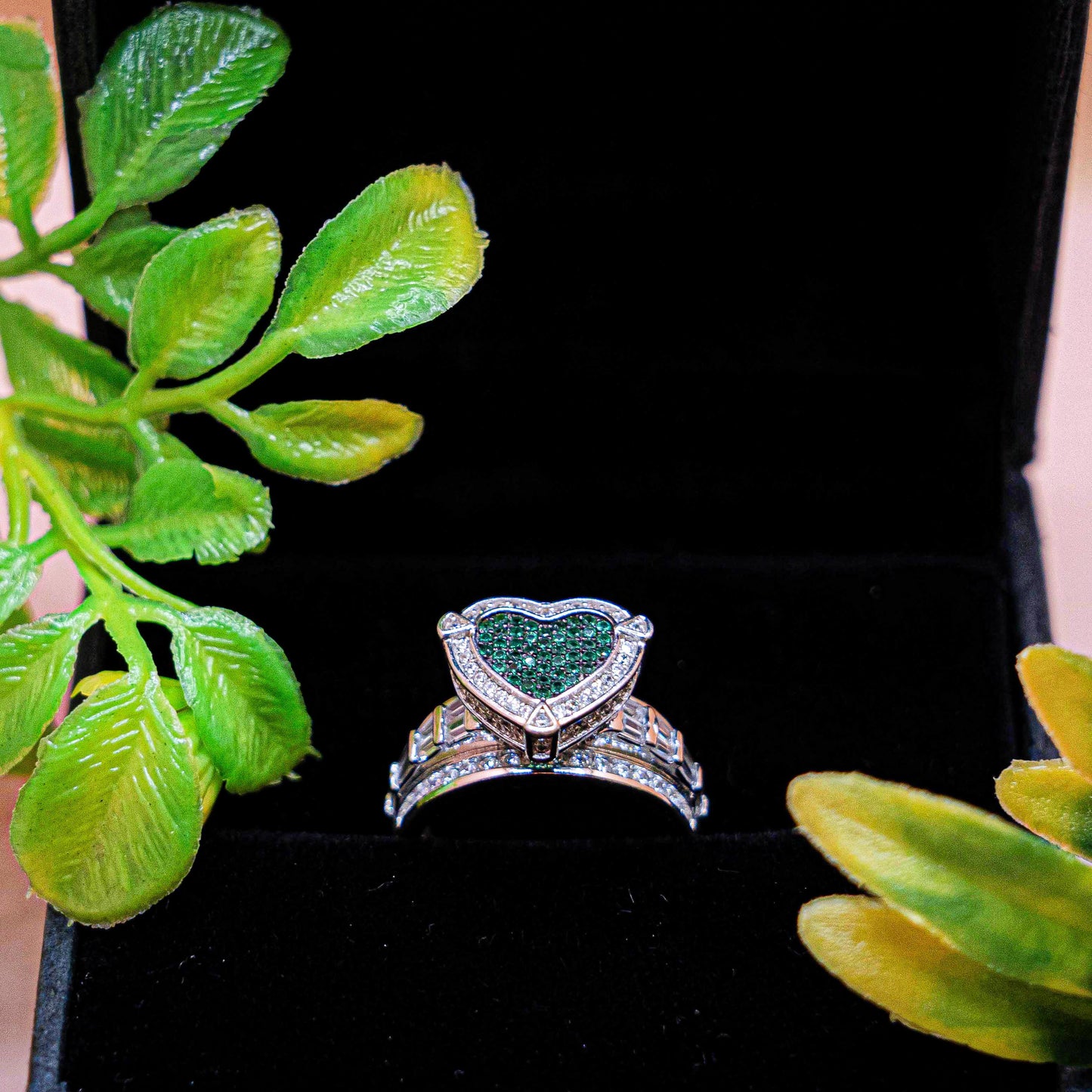 Emerald Heart Royale Ring