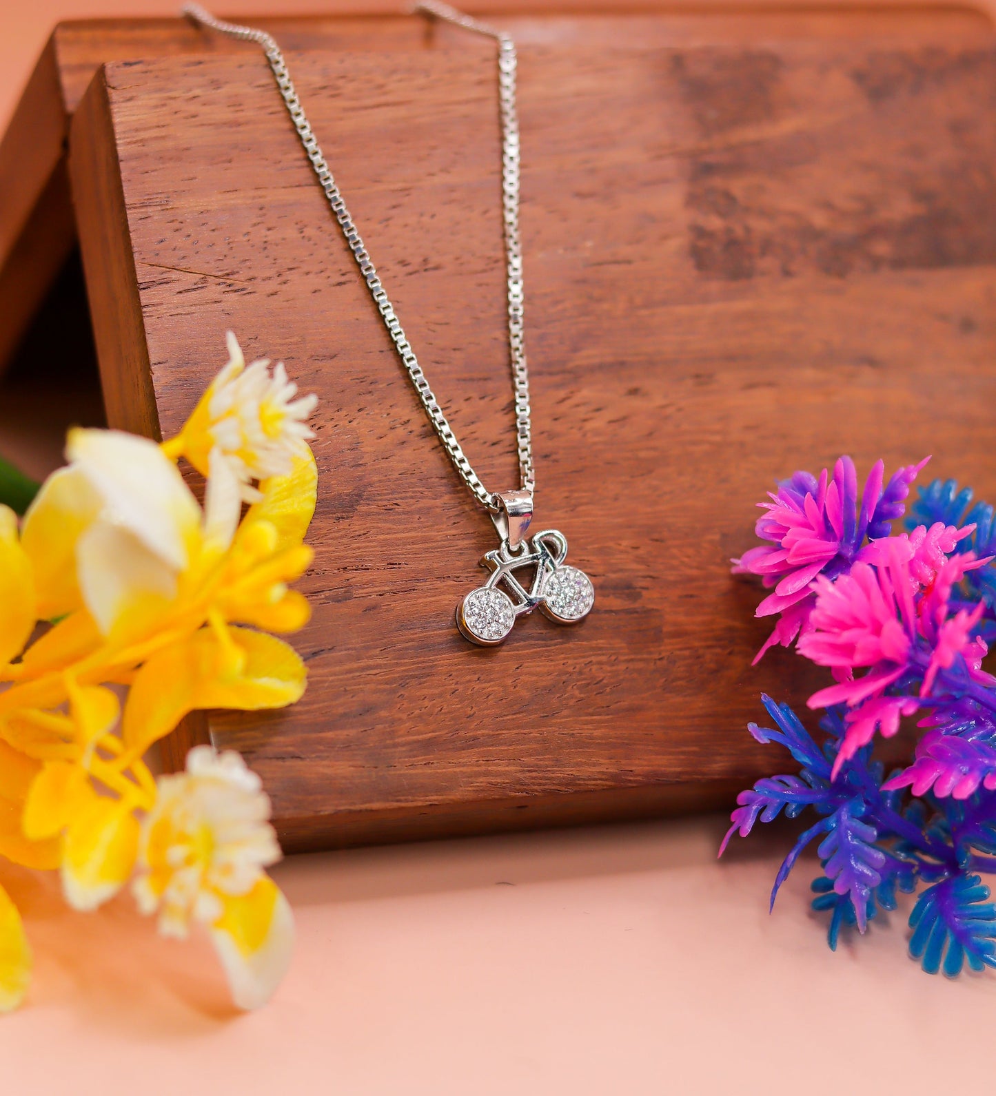 Stylish Bicycle Charm Pendant in 925 Sterling Silver