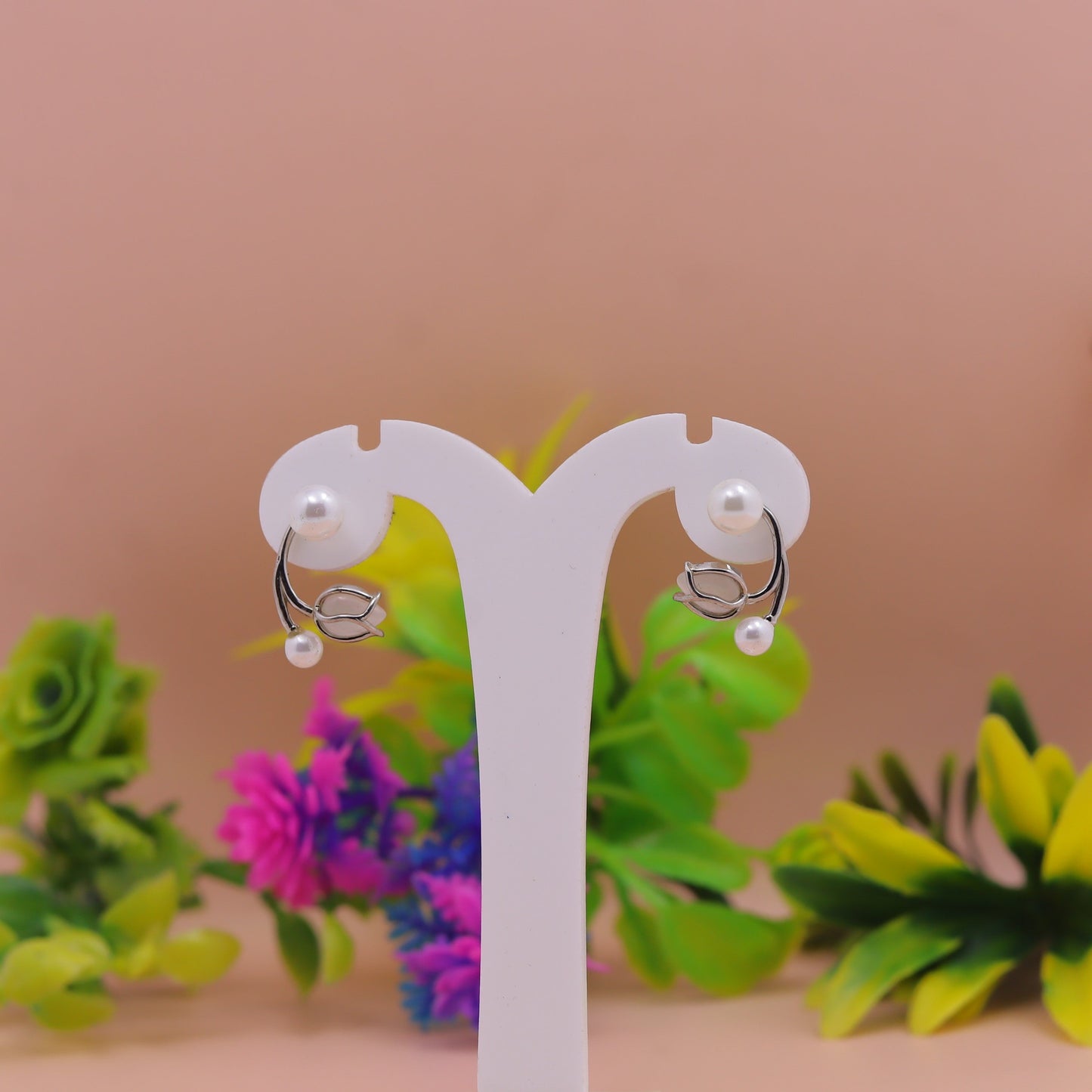 Floral Pearl Vine Earrings – Elegant Silver Finish Design
