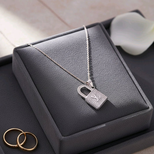 Eterna Lock Diamond Pendant