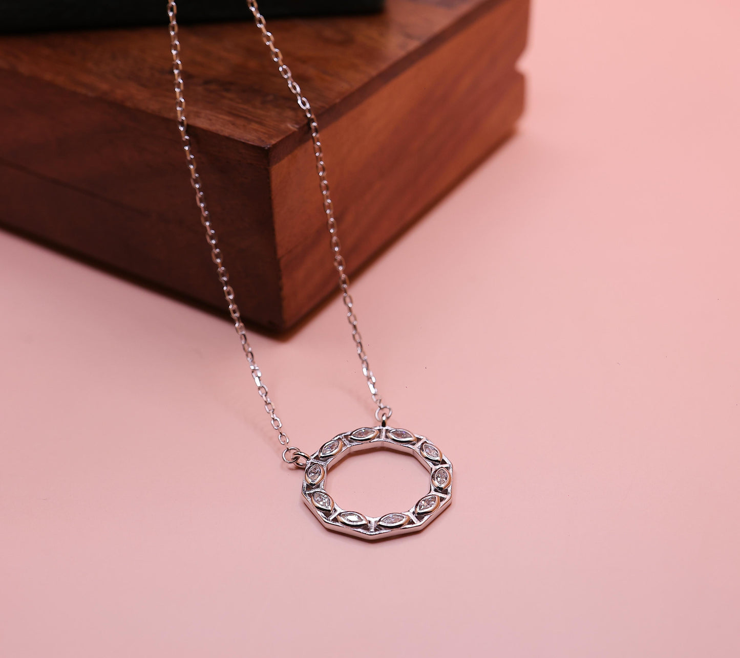 Timeless Circle Grace Silver Chain Pendant