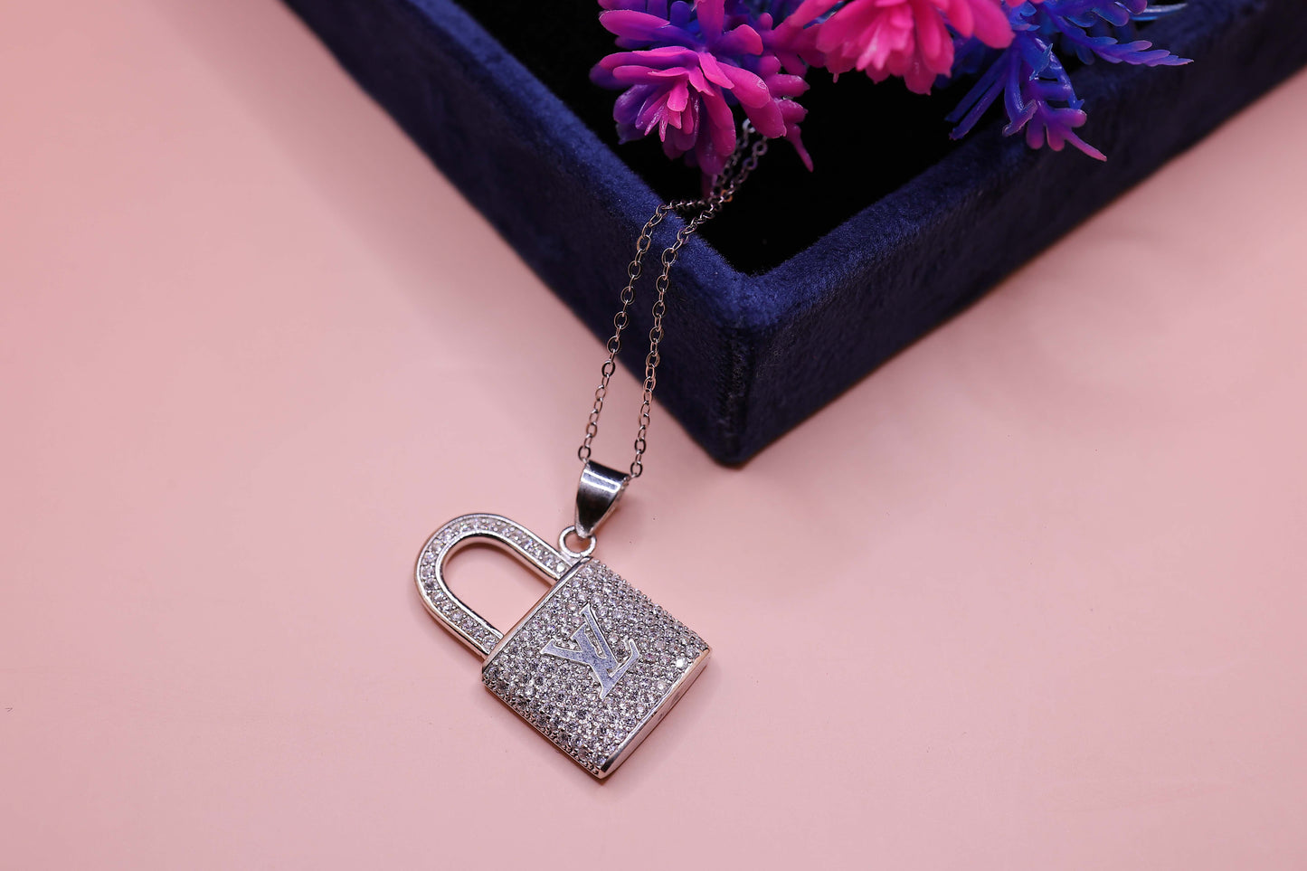 Eterna Lock Diamond Pendant