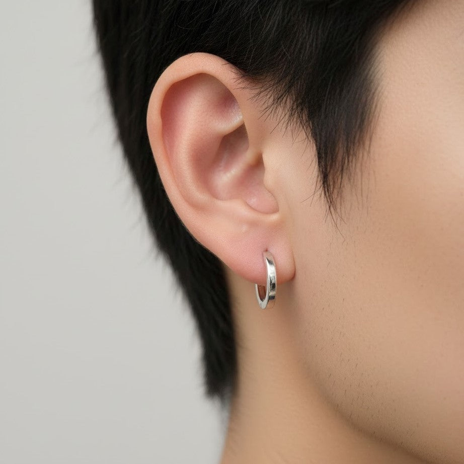 Men’s Plain Silver Hoop Earring