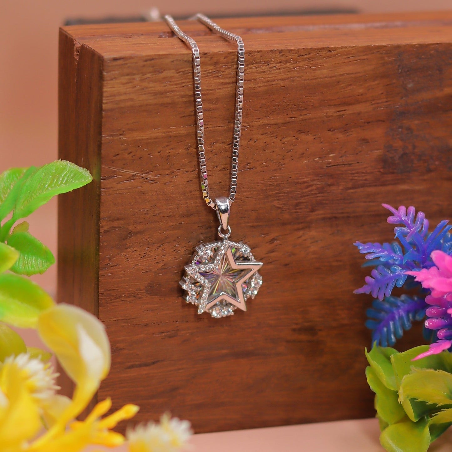 Premium 925 Sterling Silver Star Pendant – Elegant Shine with Fine Detailing