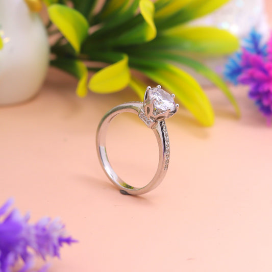 Aurora Grace – 925 Sterling Silver Solitaire Ring